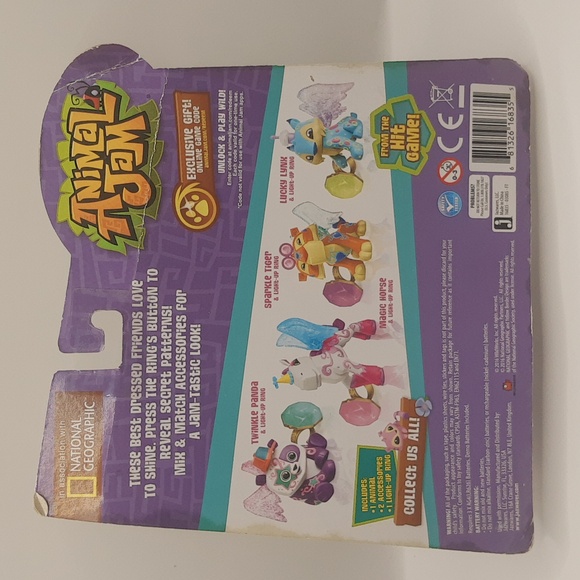 Animal Jam Best Dressed Magic Horse with Light-up Ring Collectible BOX DAMAGE - Picture 4 of 13